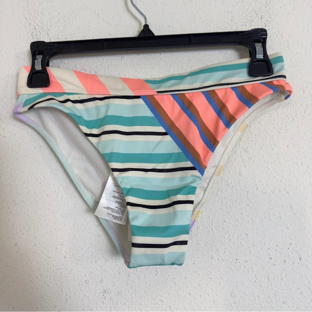 Billabong break a dawn Maui rider skimpy bikini bottom - Picture 2 of 5